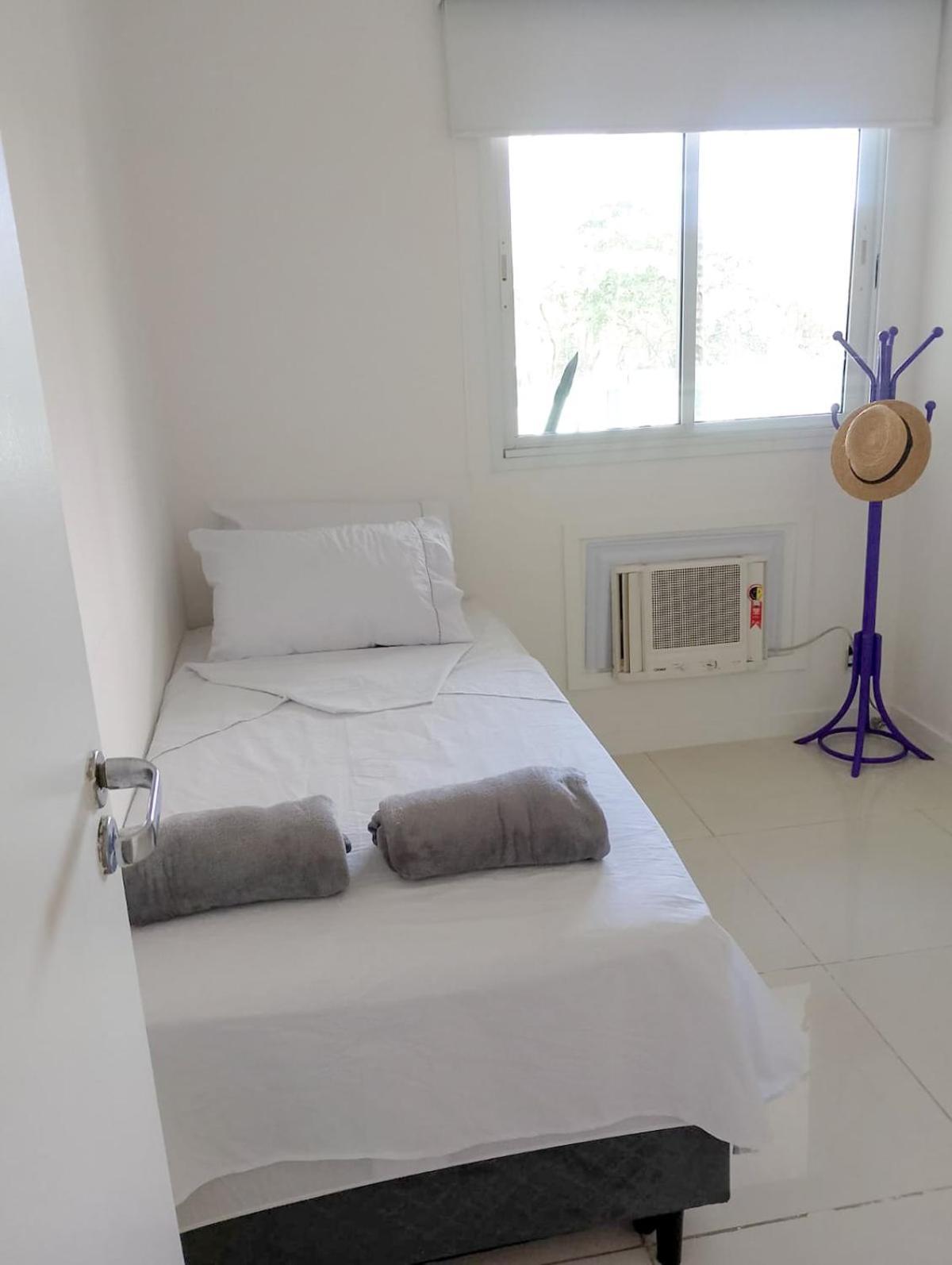 Apartment Apto Na Barra A Poucos Minutos Do Metro E Da *