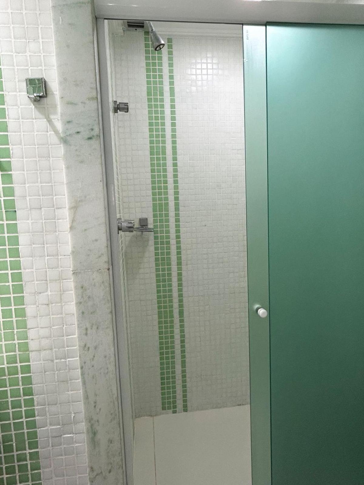 Apartment Apto Na Barra A Poucos Minutos Do Metro E Da *